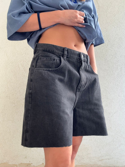 שורט גינס שחור