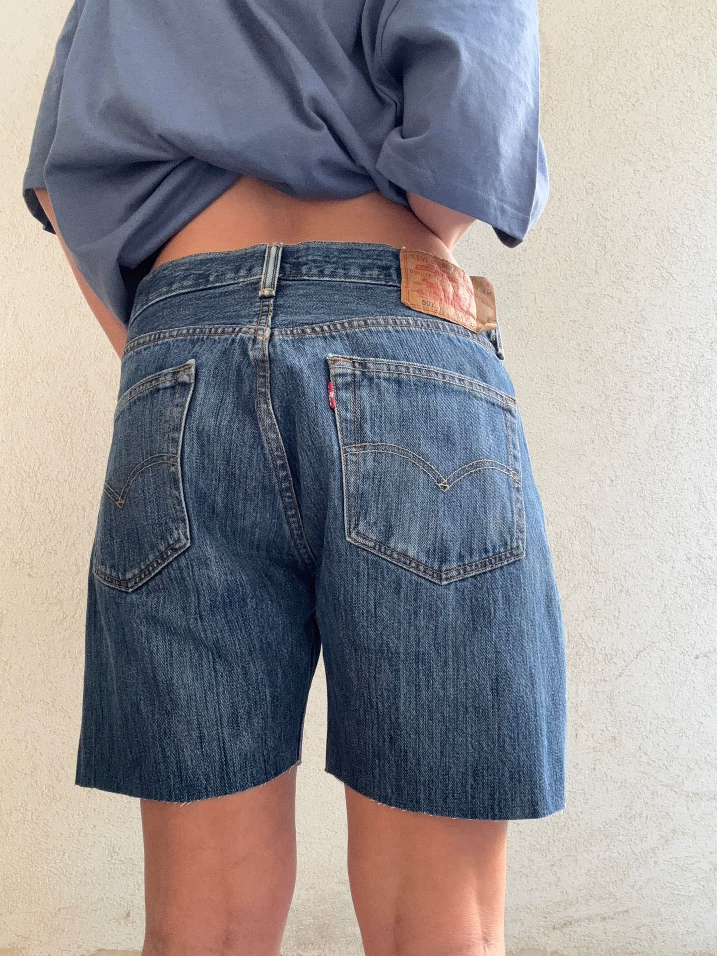 שורט גינס ליוויס כחול כהה