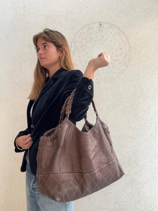 תיק עור חום מקום ללפטופ