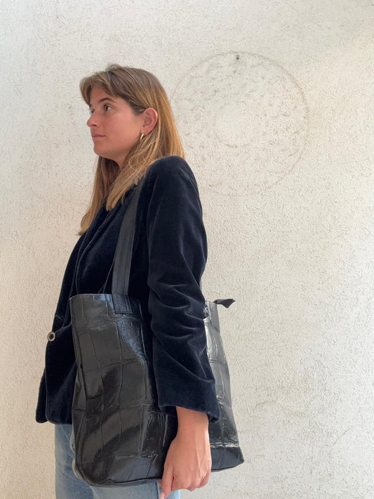 תיק עור שחור לפטופ נכנס