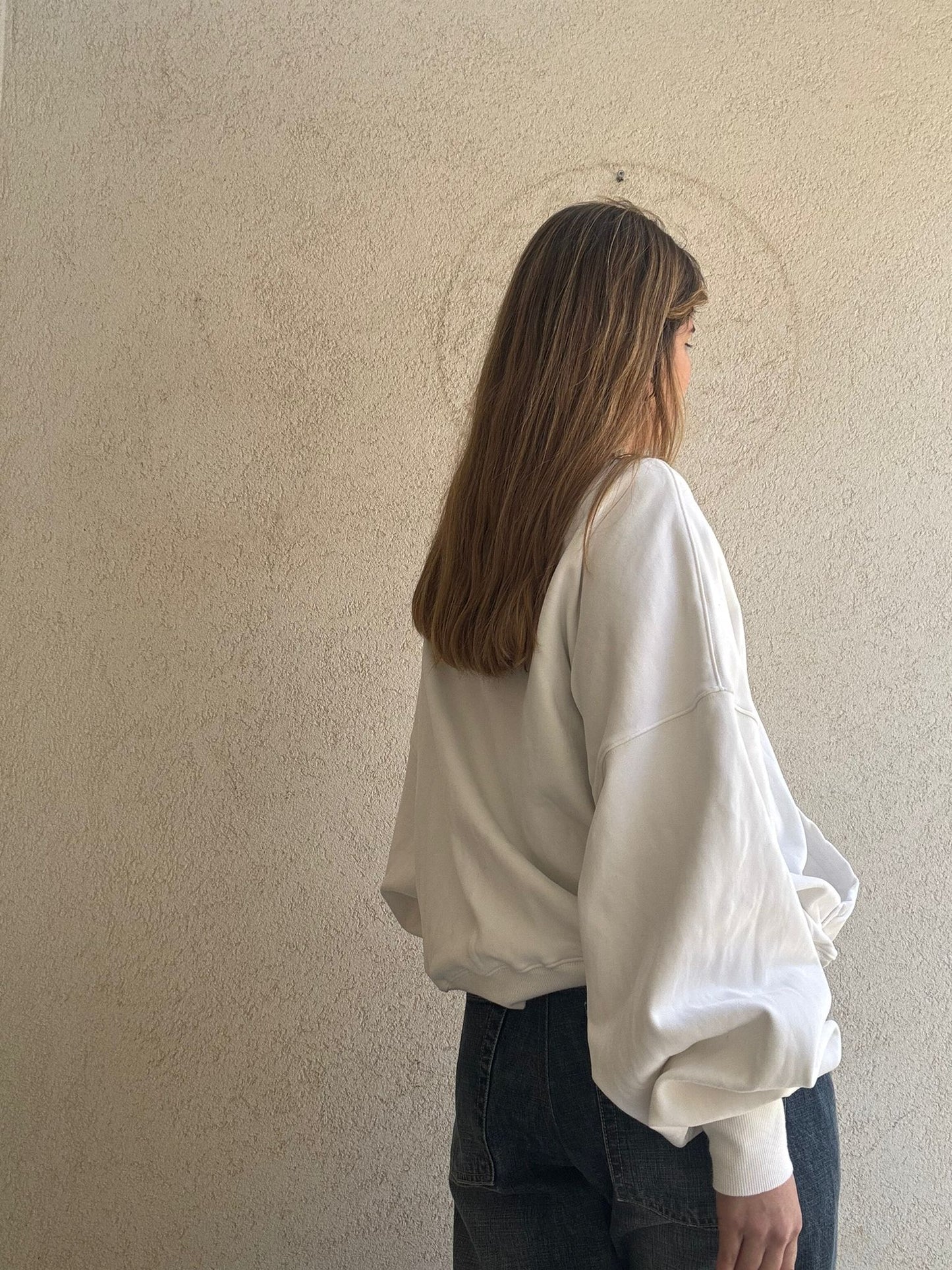 לבן בד צרחות נופל אמאלה pullover