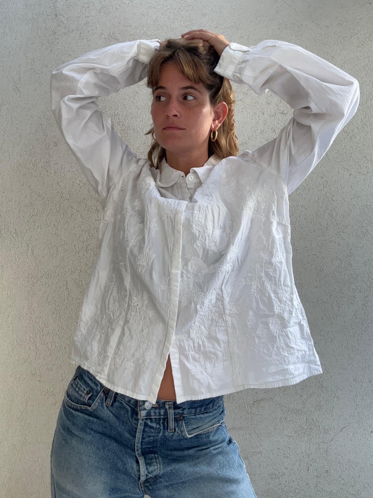 וינטג' עיטורים לבנים חגיגית