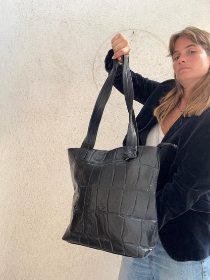 תיק עור שחור לפטופ נכנס