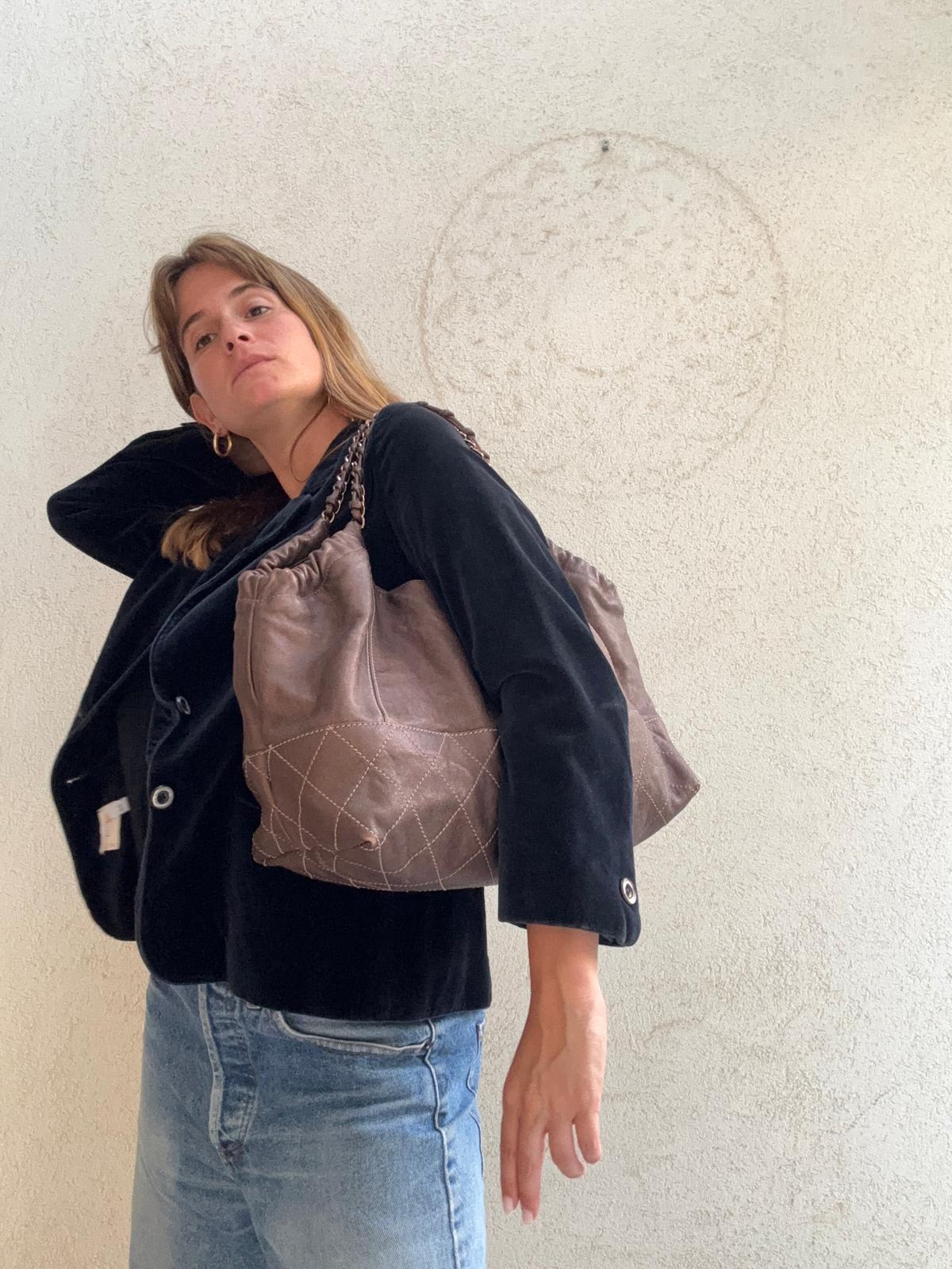 תיק עור חום מקום ללפטופ