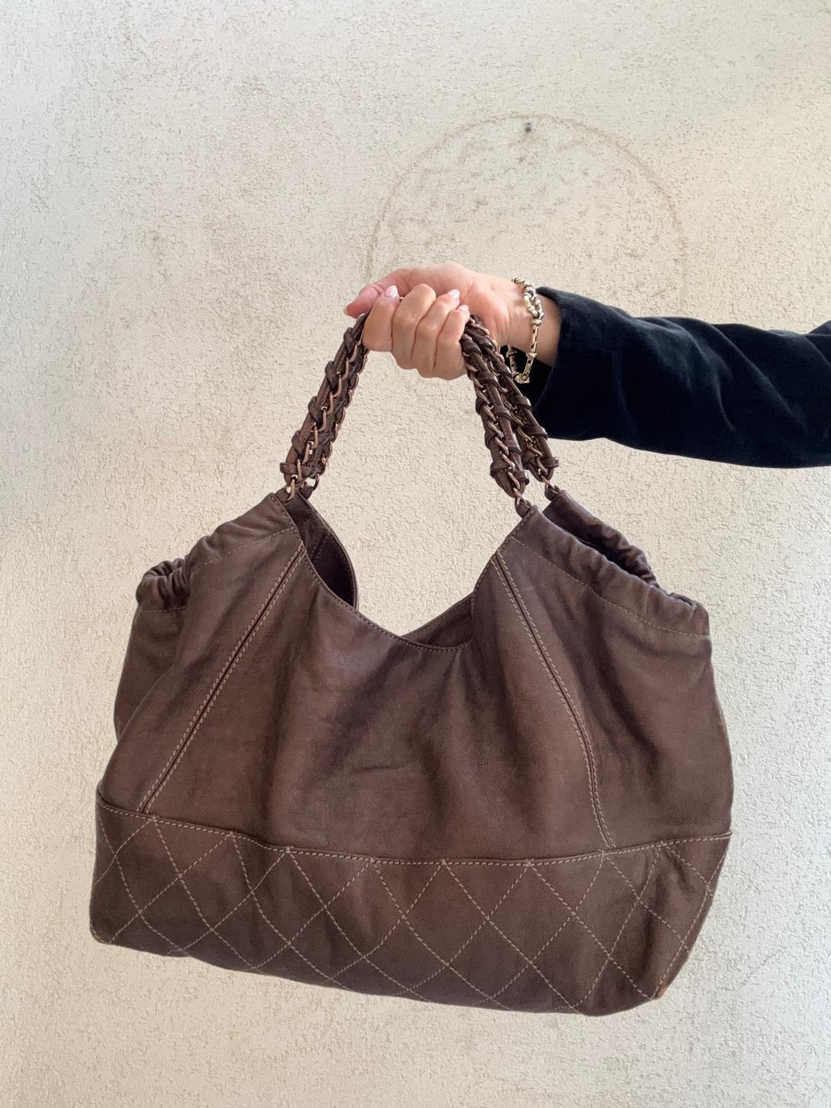 תיק עור חום מקום ללפטופ