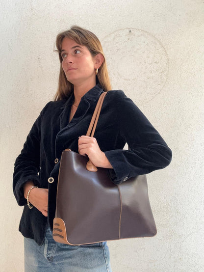 תיק חום מקום ללפטופ