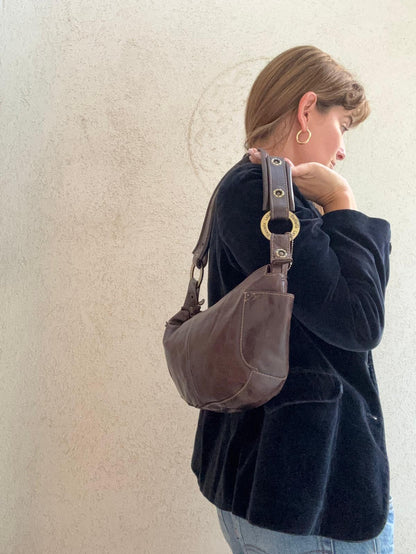 תיק עור חום דניאלה להבי שלמות